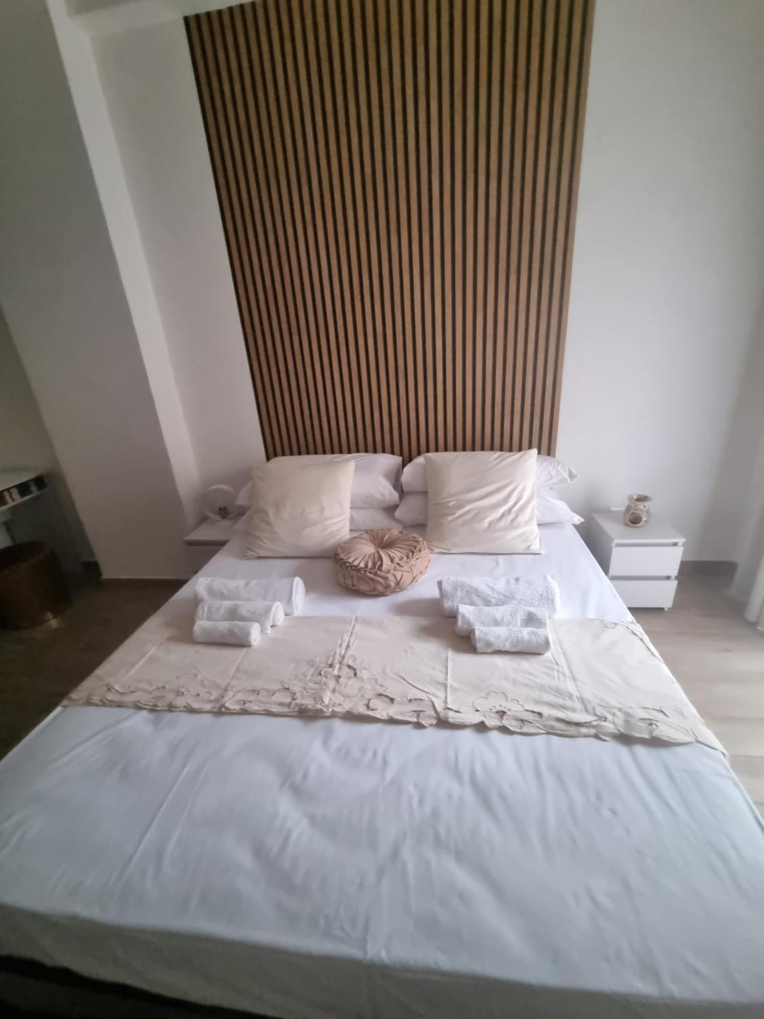Niluna Napels Buitenkant foto