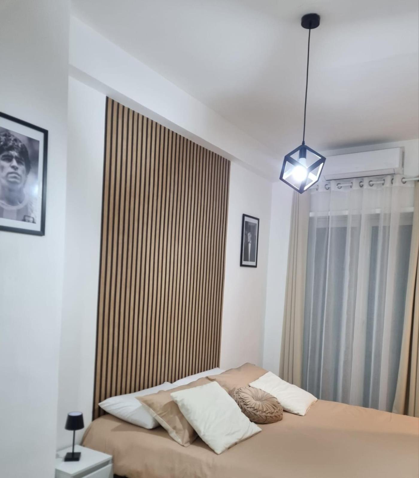 Niluna Napels Buitenkant foto